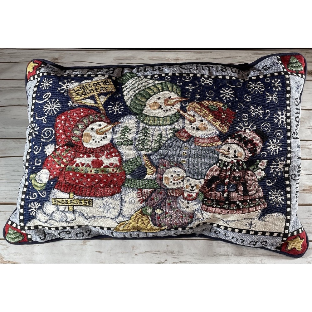 Cozy Little Christmas Snowman Family Tapestry Throw Pillow Decorative Accent‎